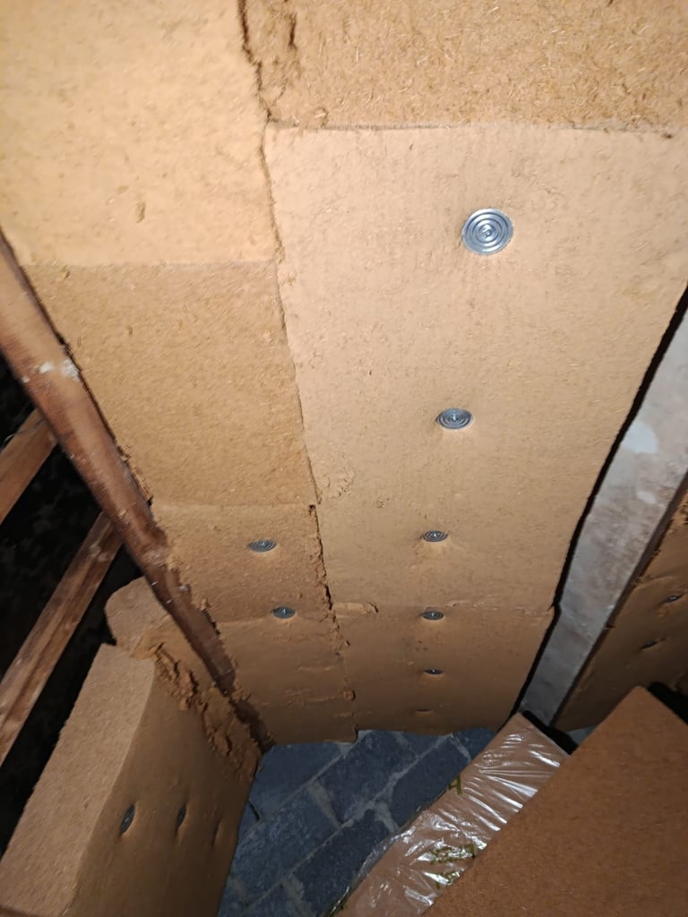 Multiplex plafond met ingebouwde spots